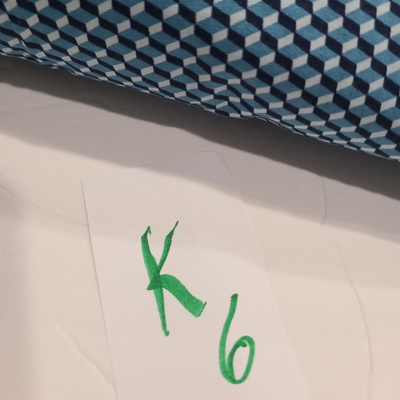 Lot Of 2 Men's Button-Up Shirts Sz.L - Picture 7 of 8